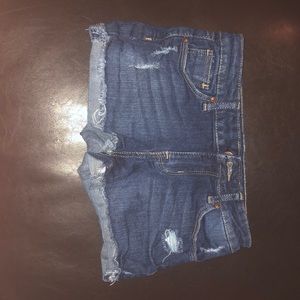 Tillys girls shorts